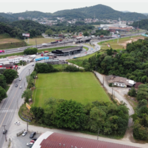 ÁREA COMERCIAL 13.693,09 M2